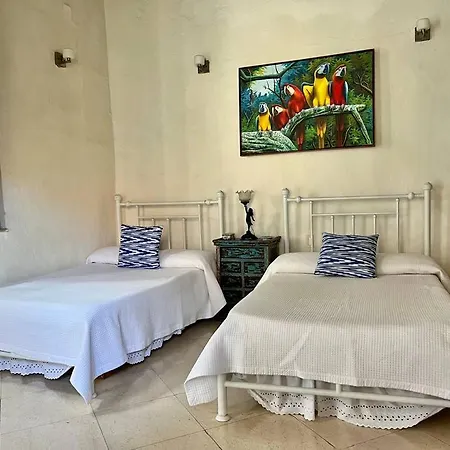 Villa Casa Vargas, Hermosa Con Piscina. *