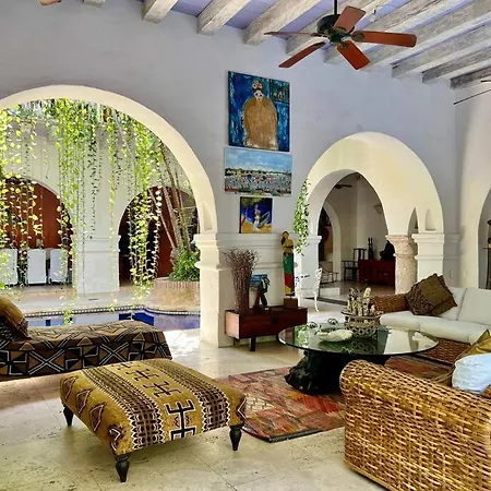 Casa Vargas, Hermosa Con Piscina.