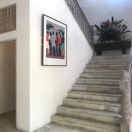 Casa Vargas, Hermosa Con Piscina. Villa